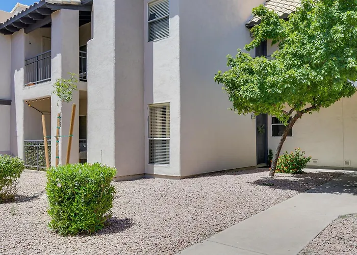 Extended-stay W/ Pool Access * Scottsdale